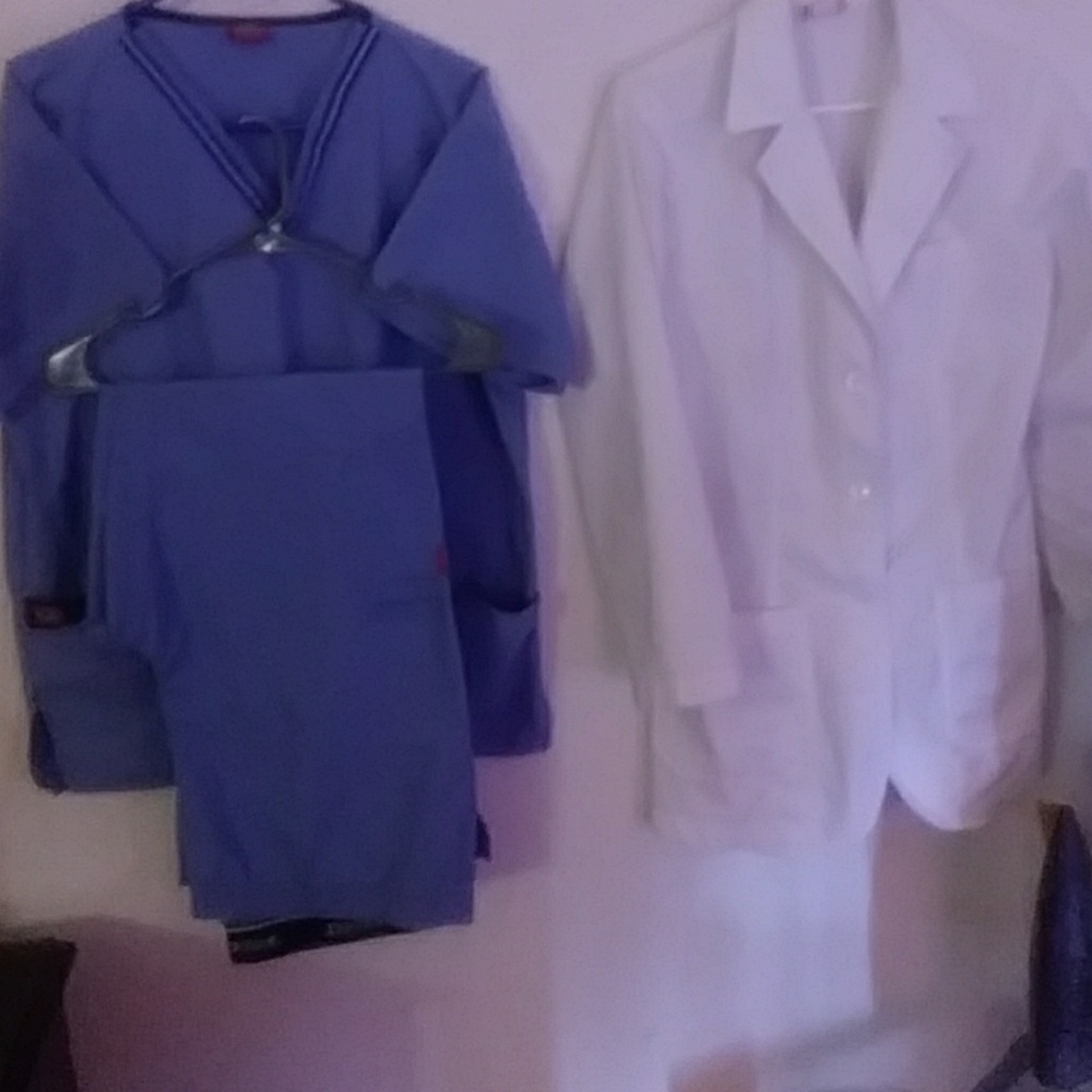 Dickie's Medical Scrubs plus OVERPRO Jacket